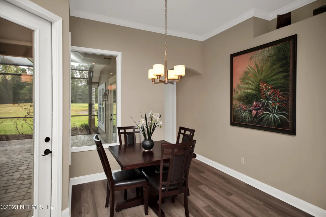Photo of 944 OXFORD Drive