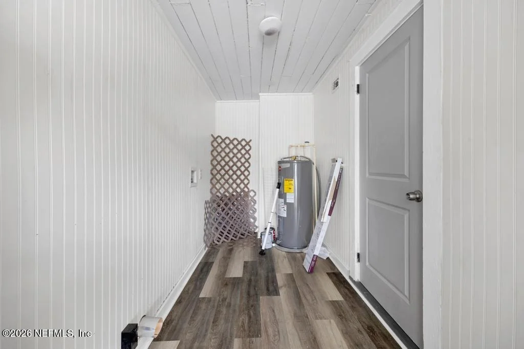 Photo of 2550 SUMMIT Street