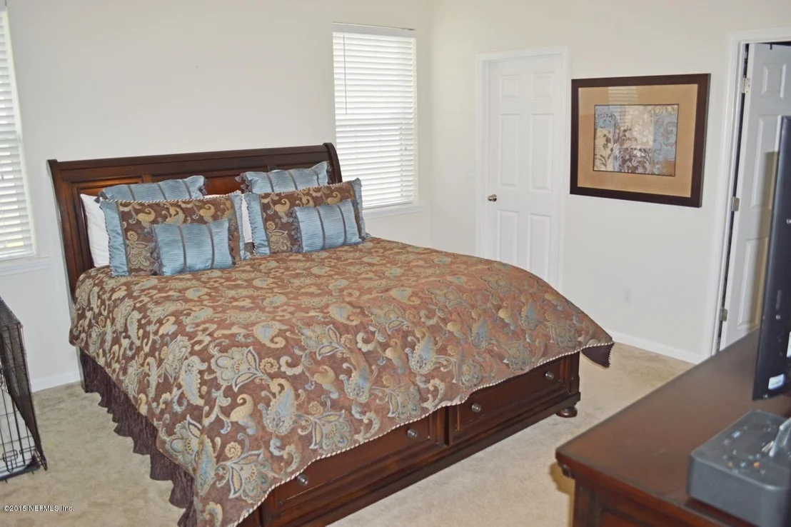 Photo of 6165 Casterbridge Road