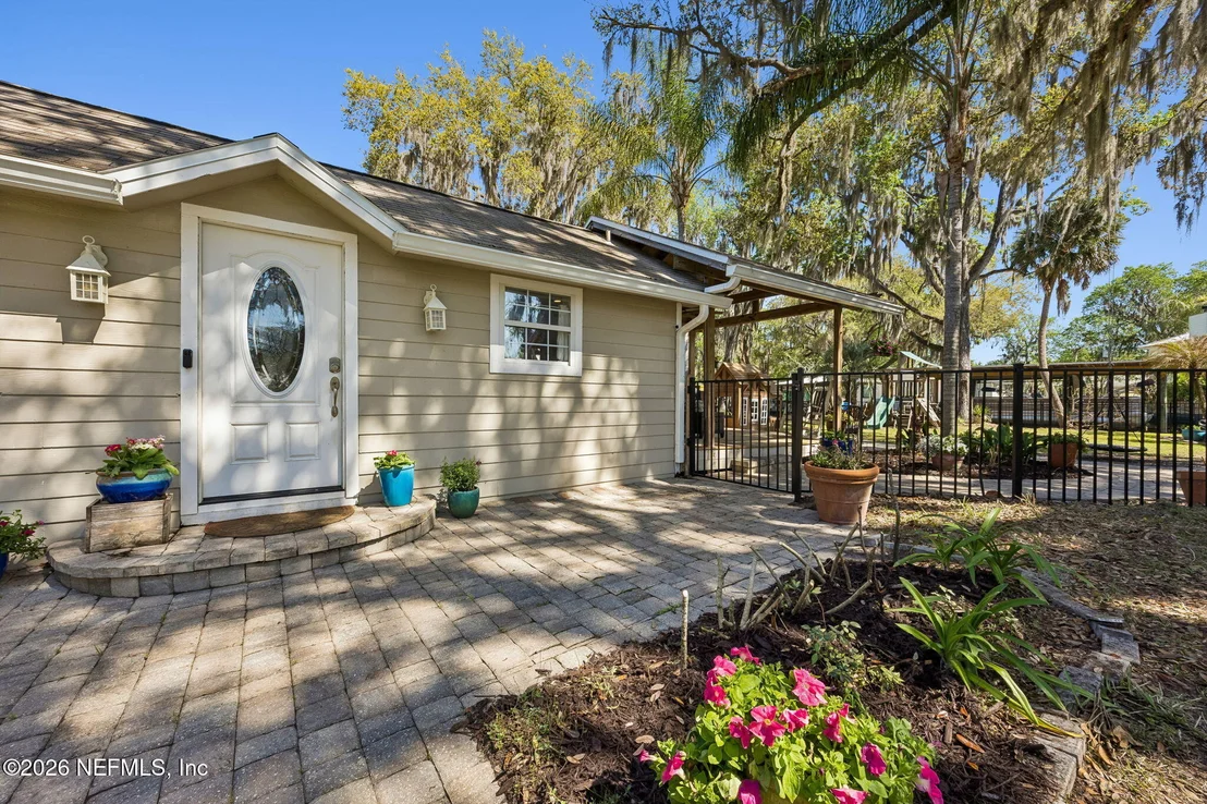 Photo of 8224 HALL Lane