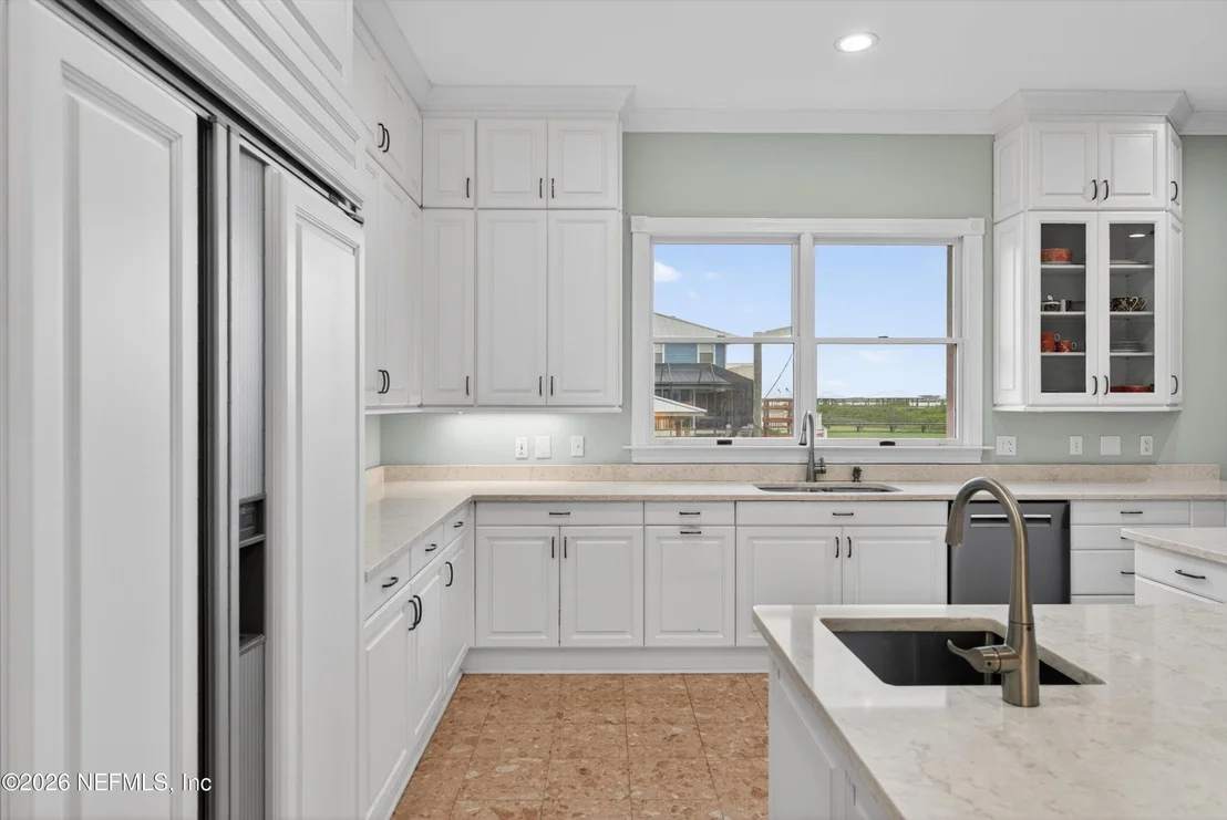 Photo of 6357 PUTNAM Street