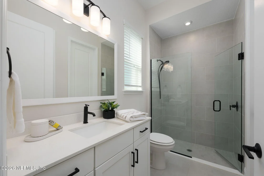 Photo of 329 PELTON Place