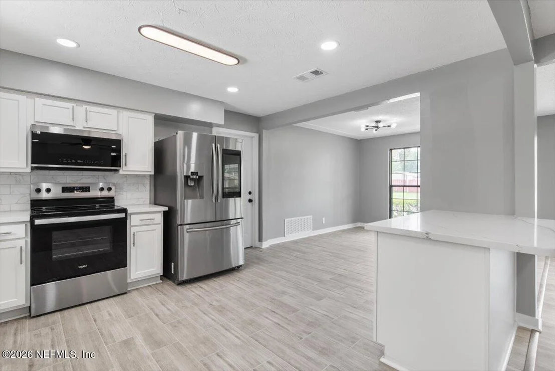 Photo of 1720 BAY Circle W