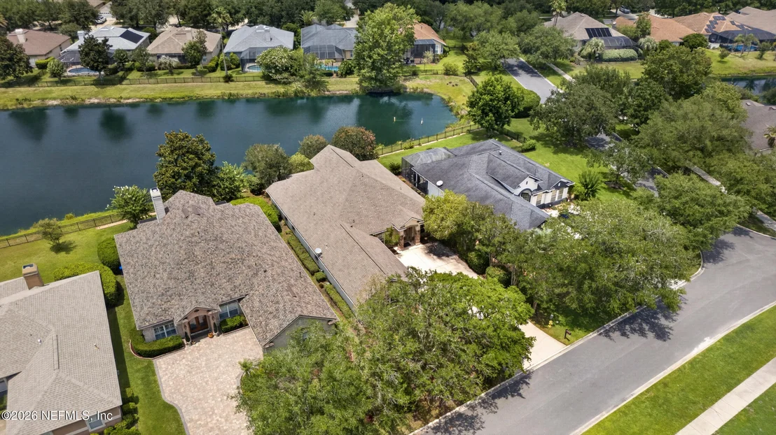 Photo of 1439 BARRINGTON Circle