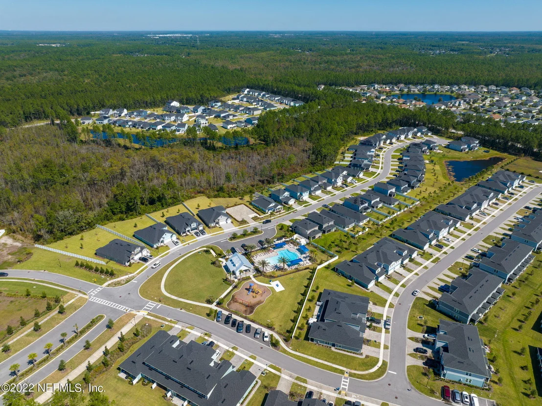 Photo of 564 PINE BLUFF Drive