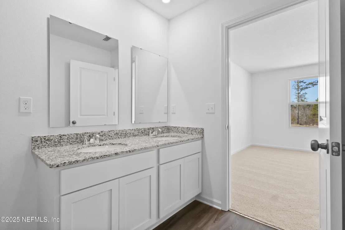 Photo of 10210 LIGHT Avenue