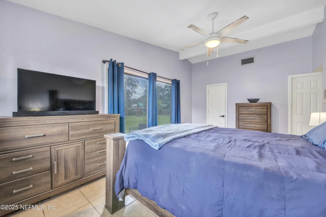 Photo of 1005 LAS ROBIDA Drive