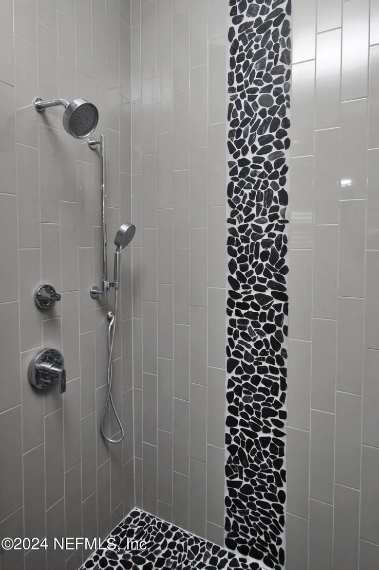 Photo of 10152 SILVERBROOK Trail