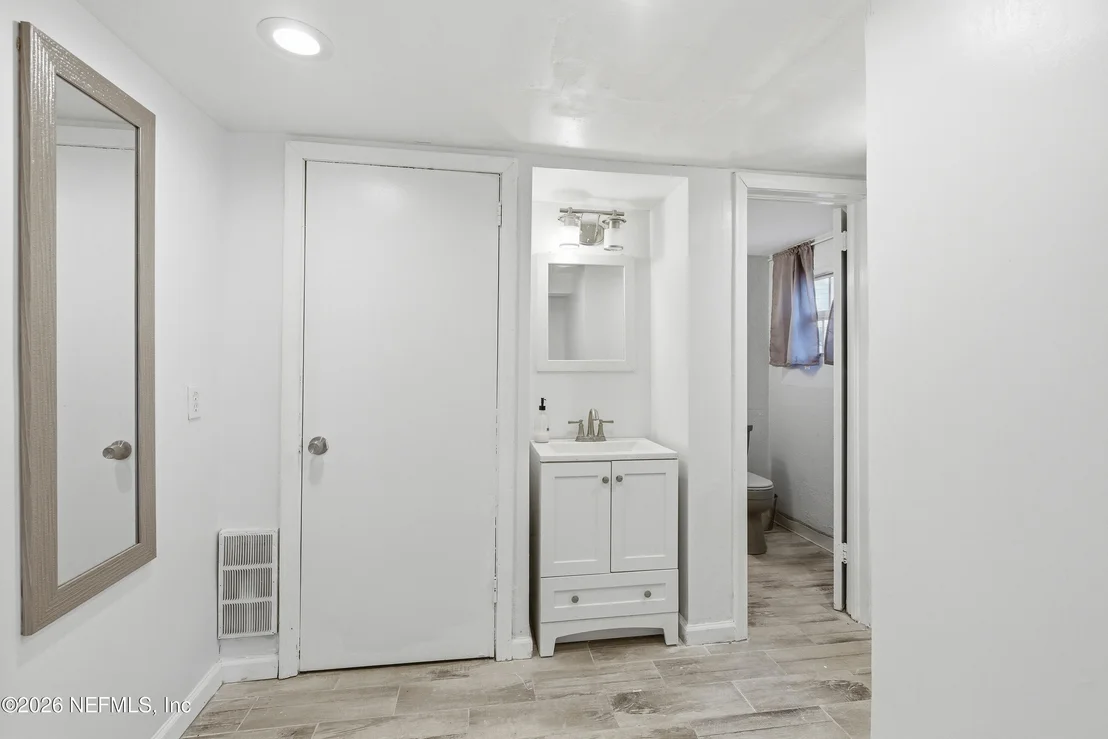 Photo of 3452 KILLARNEY Drive