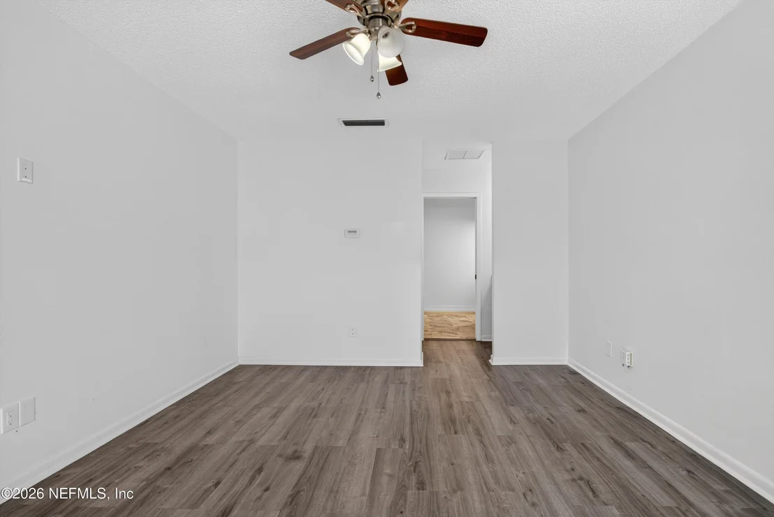 Photo of 7812 LINKSIDE Drive