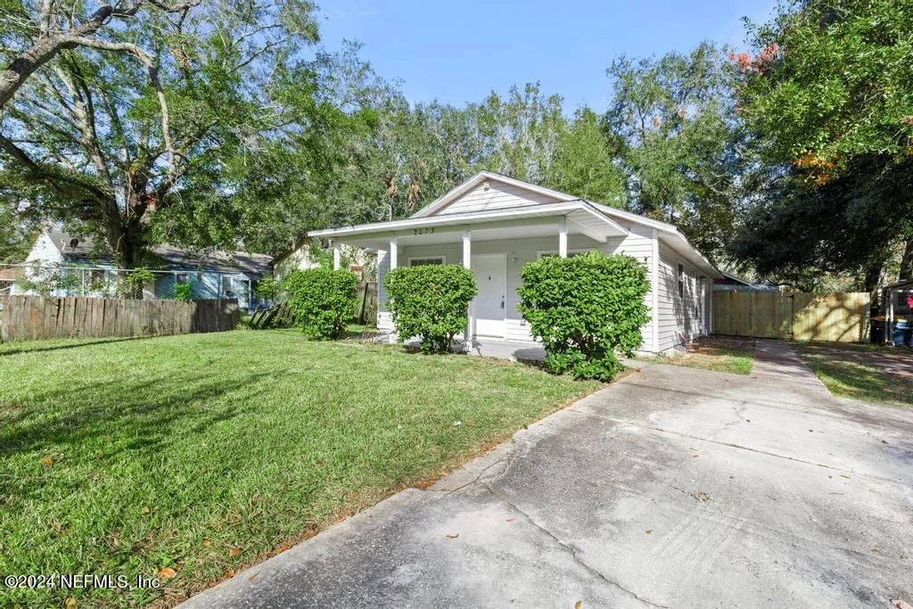 Photo of 2075 TUSKEGEE Road