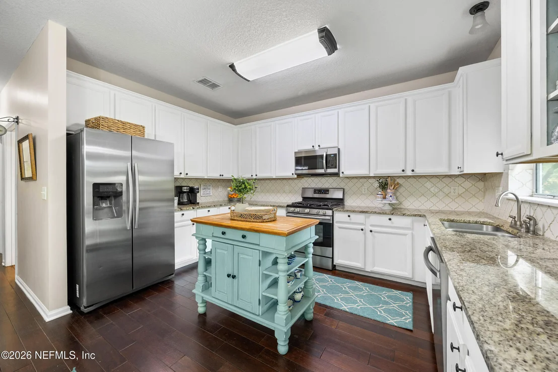 Photo of 438 FORT DRUM Court