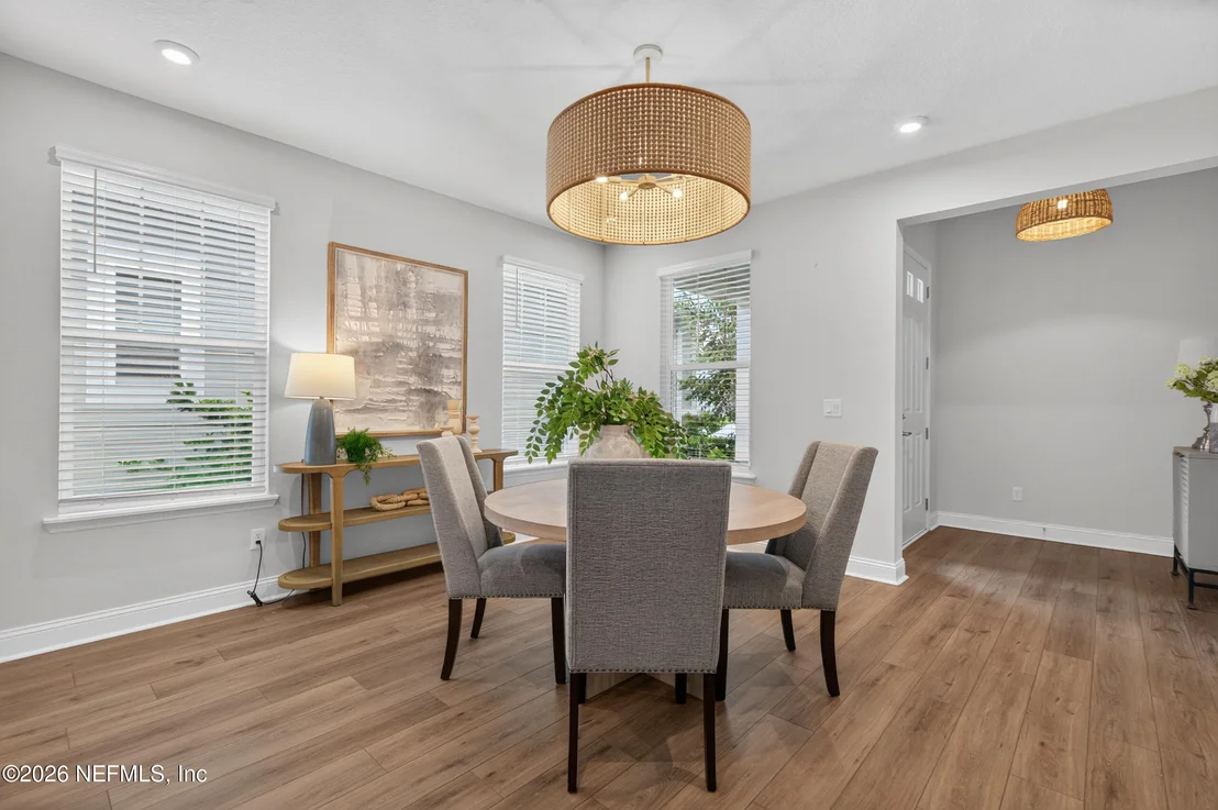 Photo of 359 PINELLAS Way