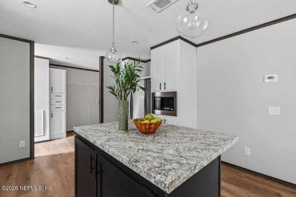 Photo of 2817 SPRING Drive