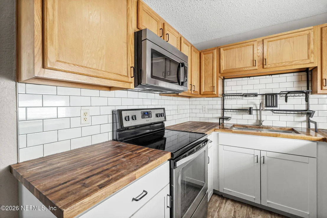 Photo of 503 WILSON Road