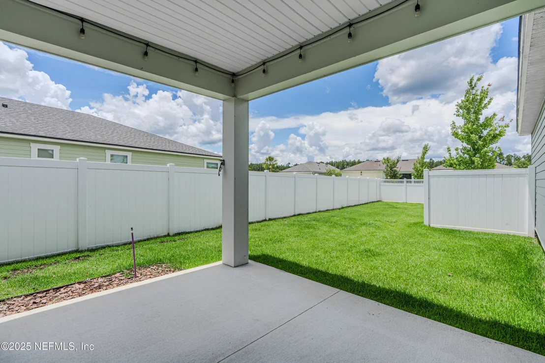 Photo of 575 BUTTONWOOD Loop
