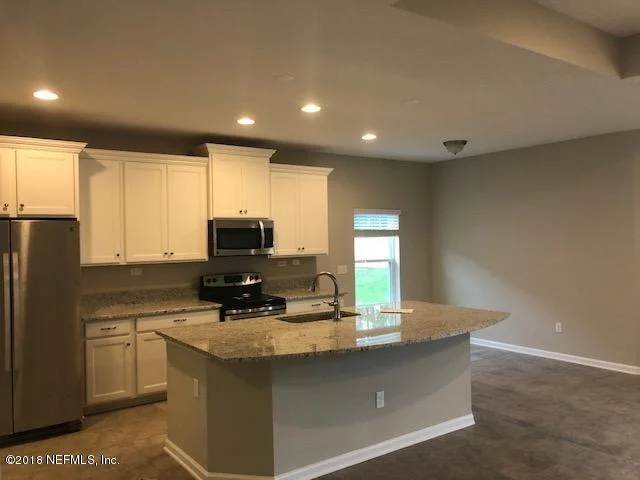 Photo of 66 HUTCHINSON Lane