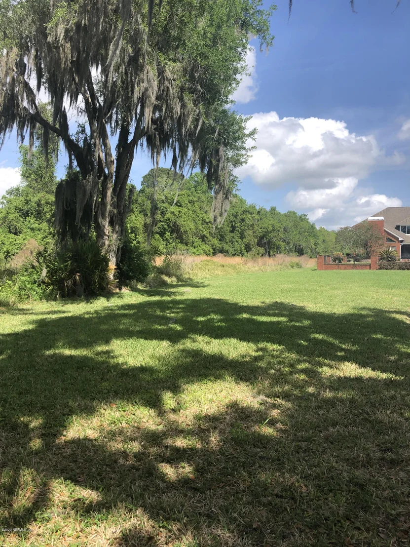 Photo of 8401 EVELYN Court