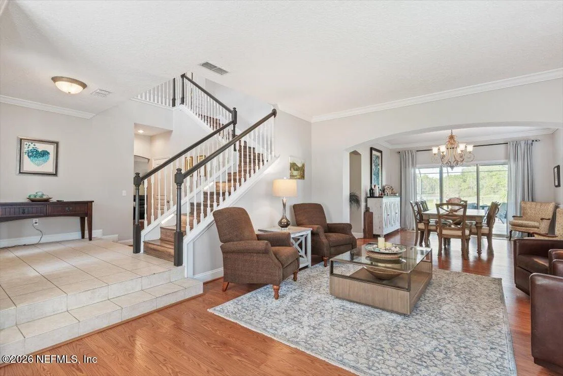 Photo of 817 EAGLE POINT Drive