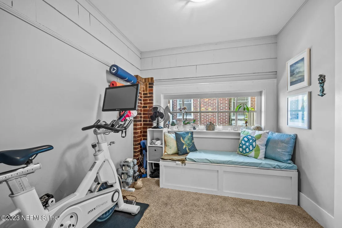 Photo of 3668 RIVERSIDE Avenue