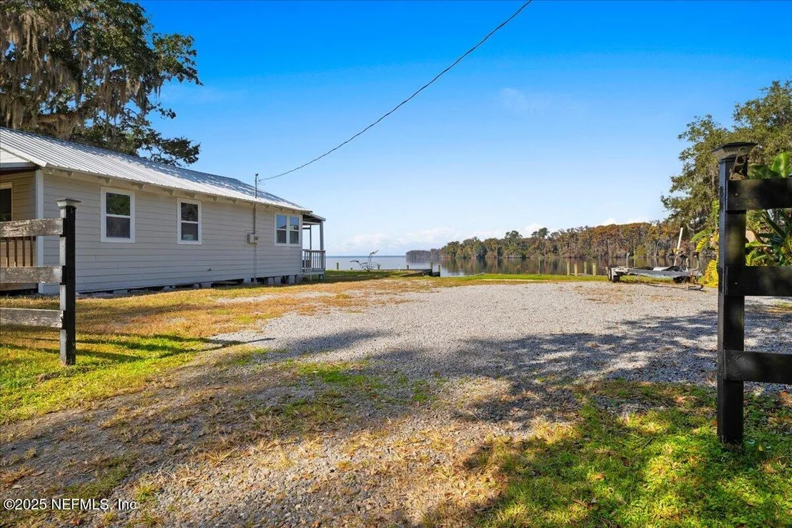 Photo of 13555 COUNTY ROAD 13 N