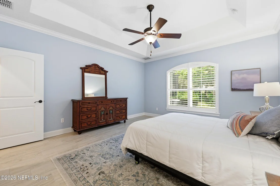 Photo of 382 SELOY Drive