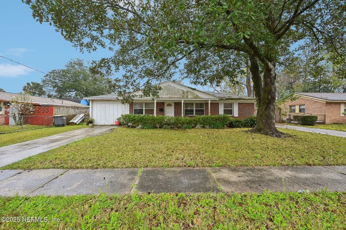 Photo of 4429 VANCOUVER Drive