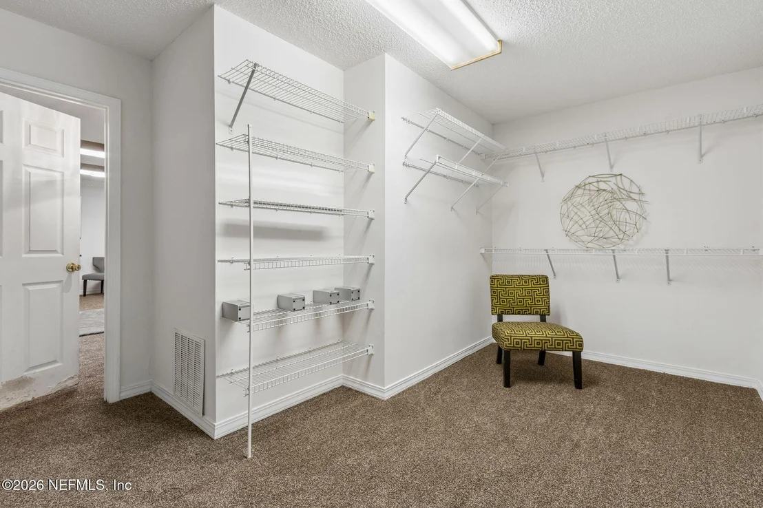 Photo of 794 CAMERON Drive