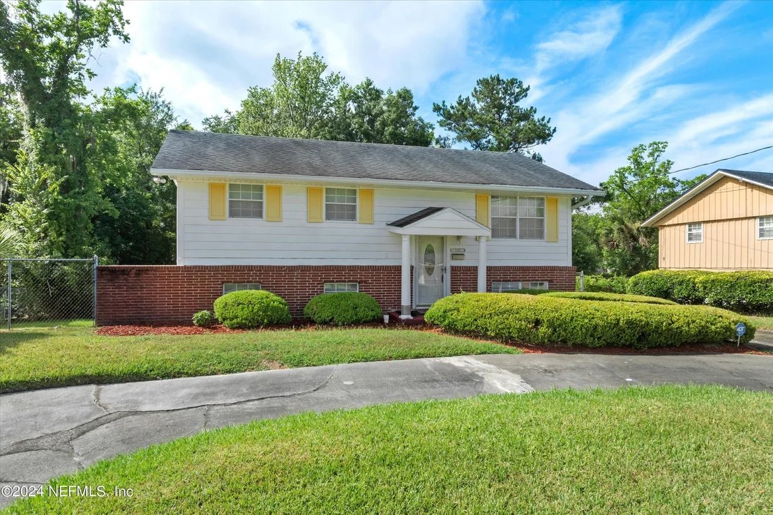 Photo of 5312 ROANOKE Boulevard