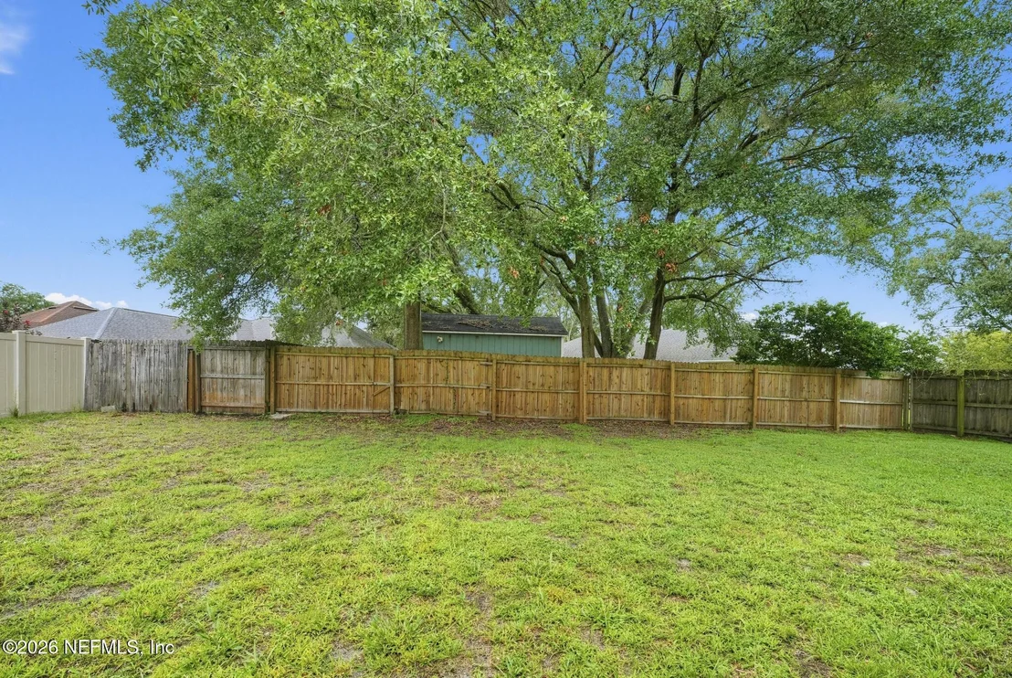 Photo of 977 SANDSTONE Drive