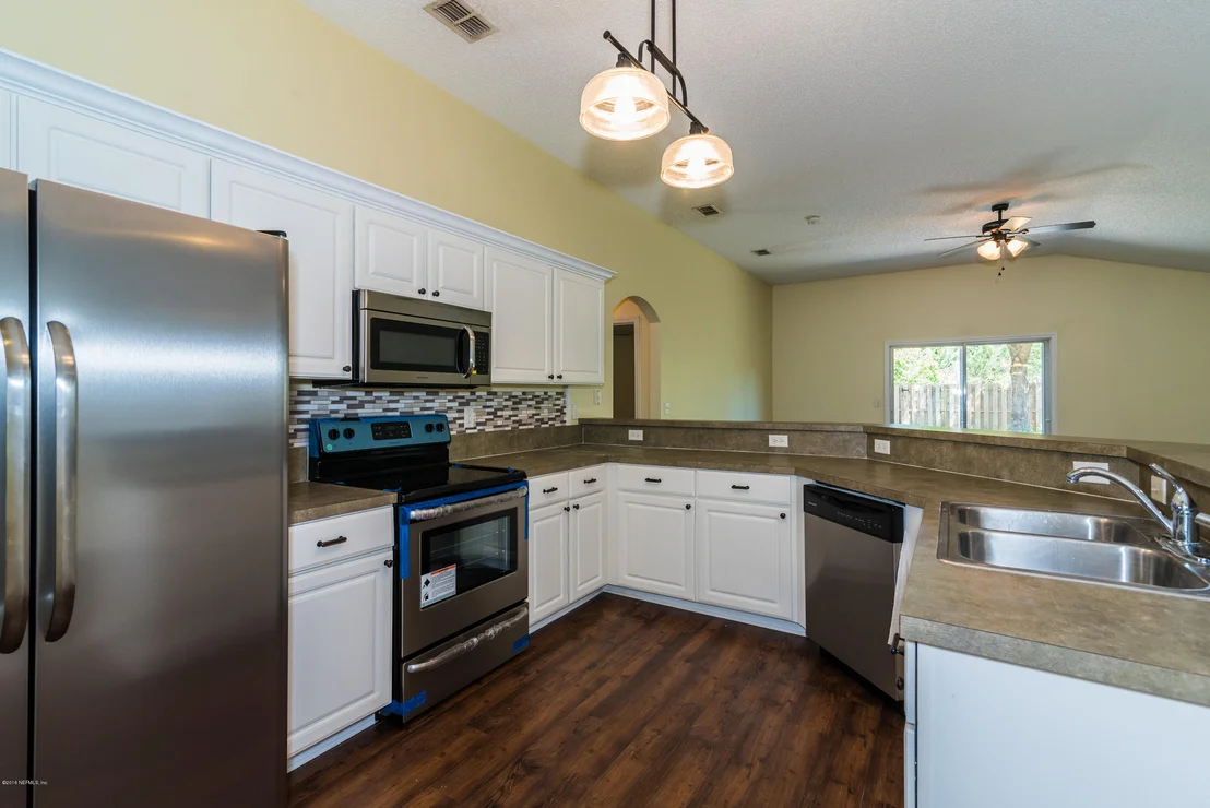 Photo of 817 MACKENZIE Circle