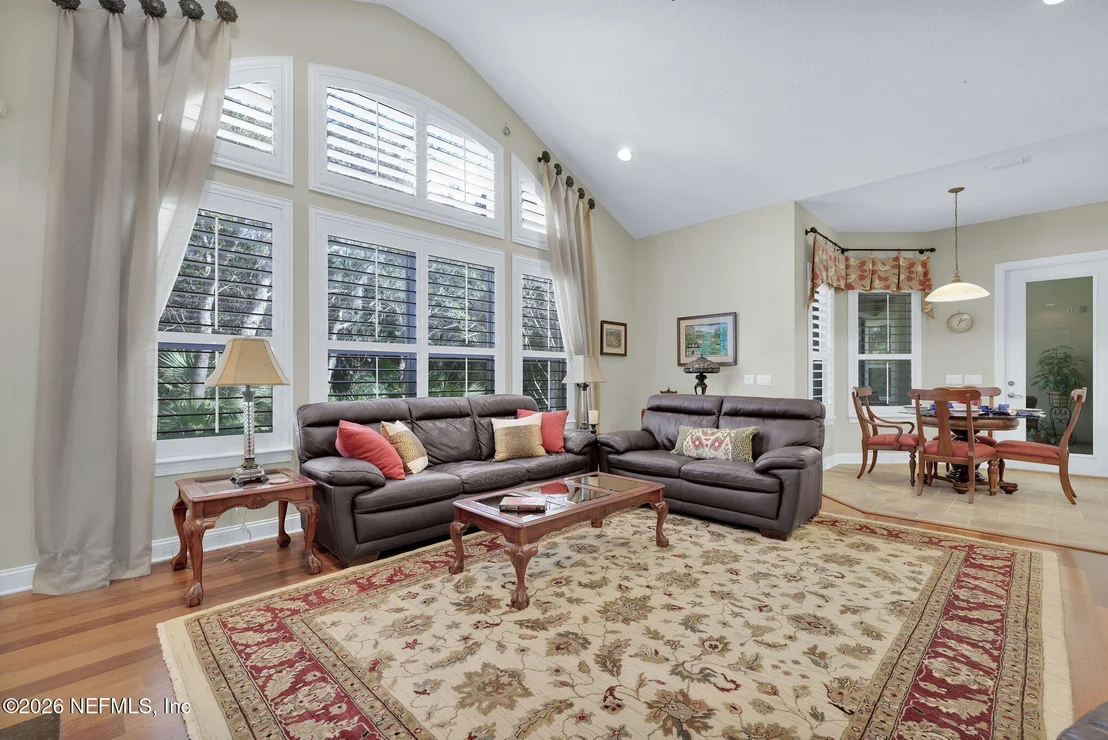 Photo of 549 SEBASTIAN Square