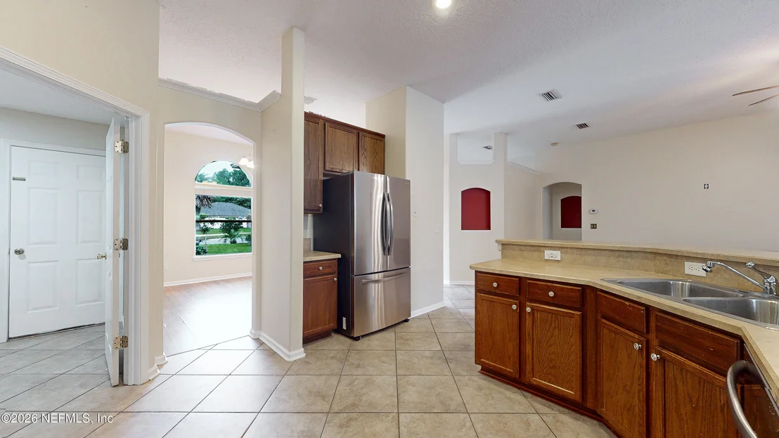 Photo of 4032 EDGELAND Trail