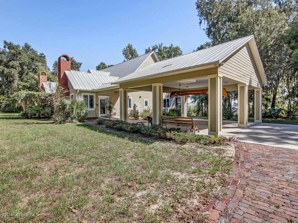 Photo of 595 W RIVER Road