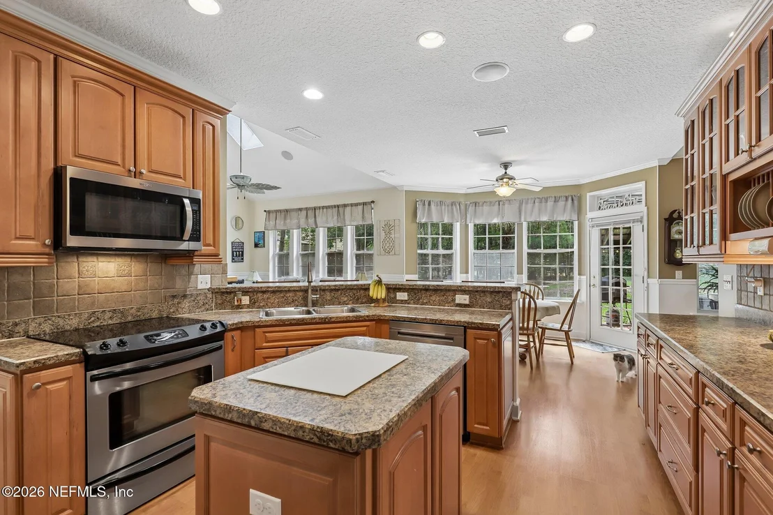 Photo of 12258 DEEDER Lane