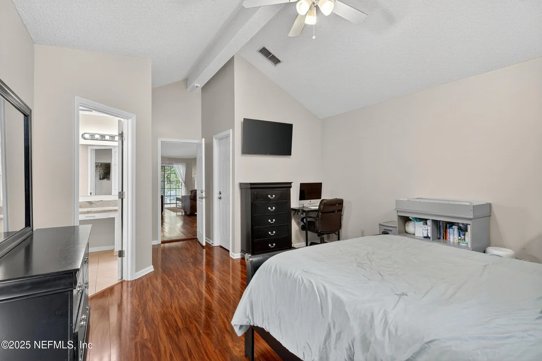 Photo of 7992 DEWARS Court