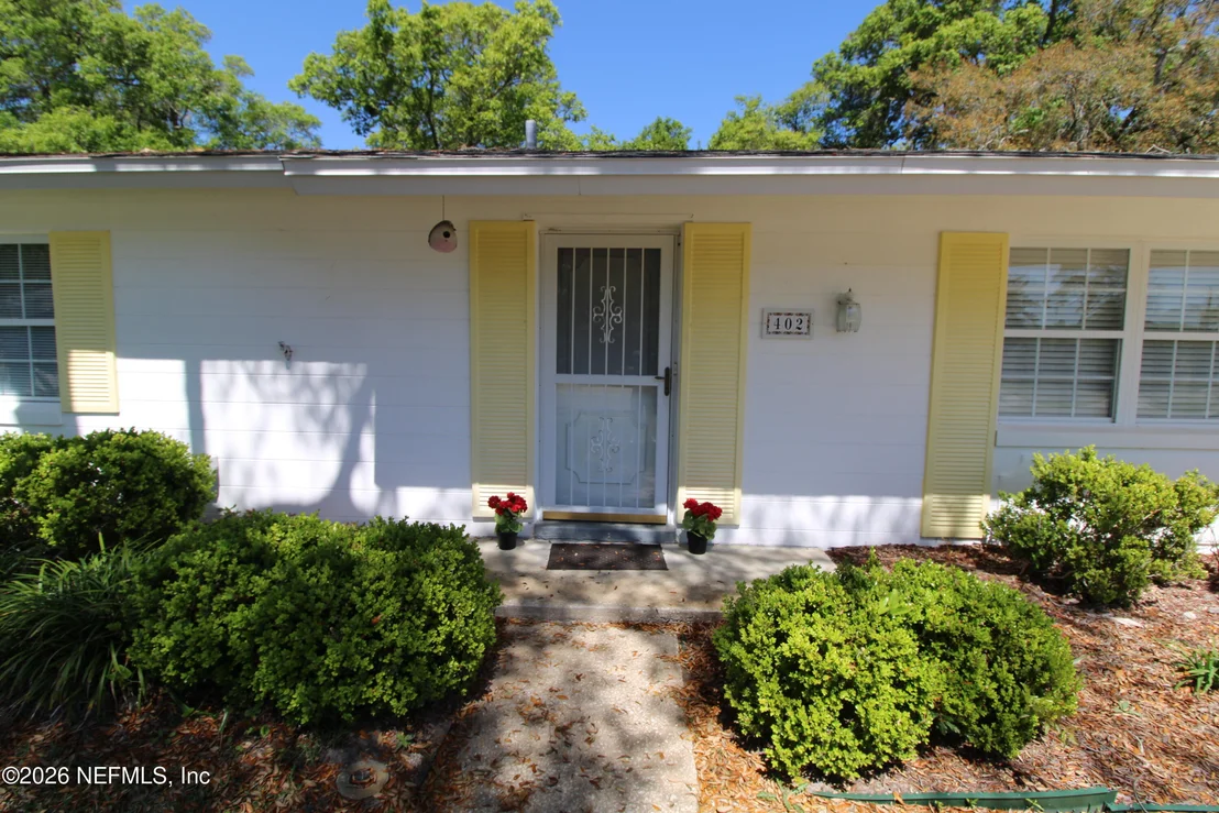 Photo of 402 CASUARINA Circle