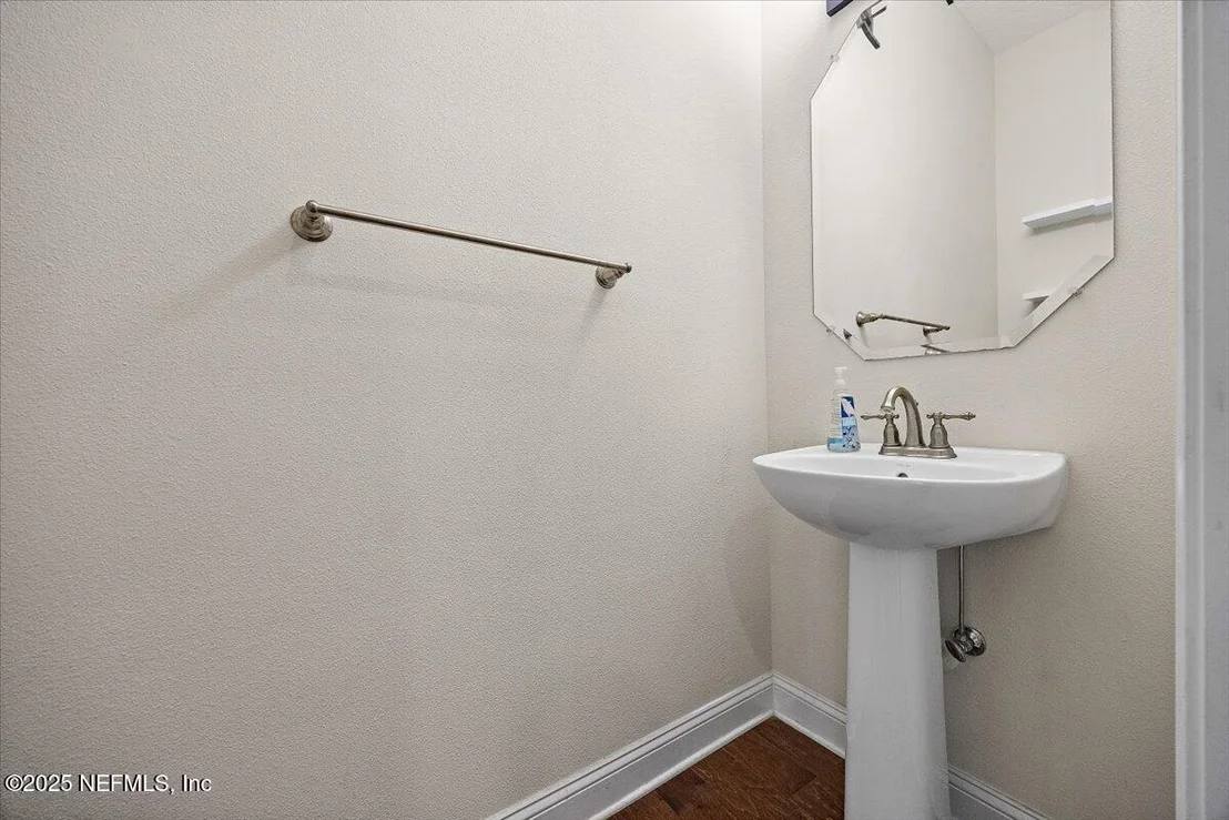 Photo of 3152 BRETTUNGAR Drive