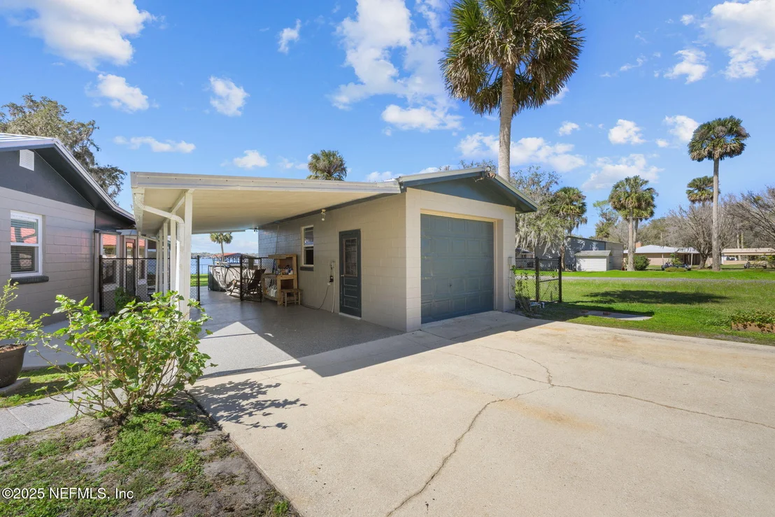 Photo of 113 DRIFTWOOD Lane