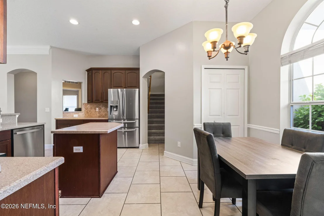 Photo of 1121 WESTFIELD Way