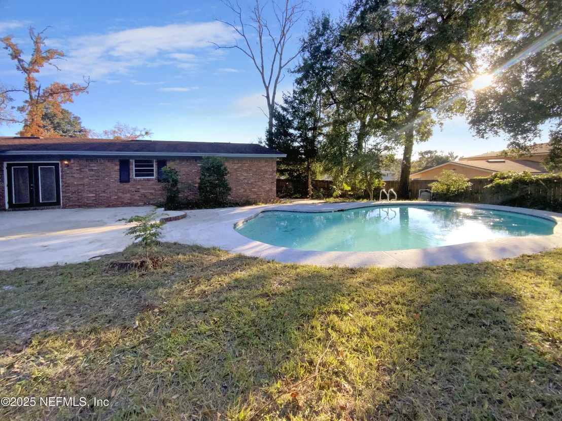 Photo of 10777 EXECUTIVE Drive