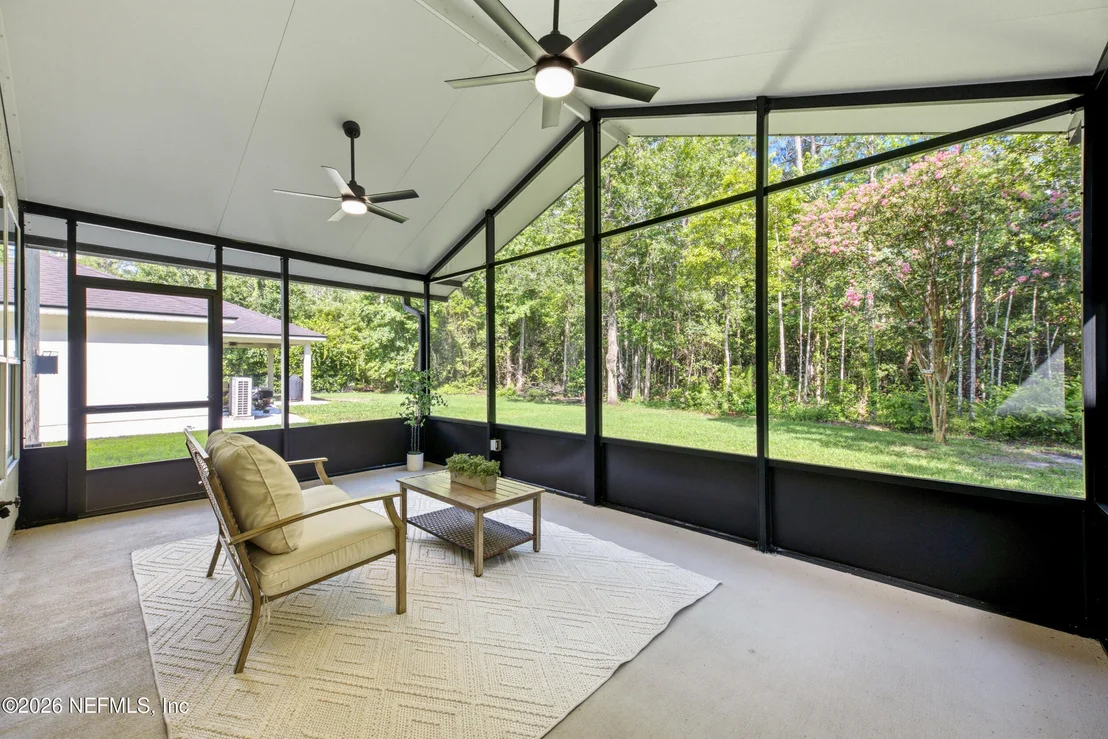 Photo of 1555 SUMMERDOWN Way