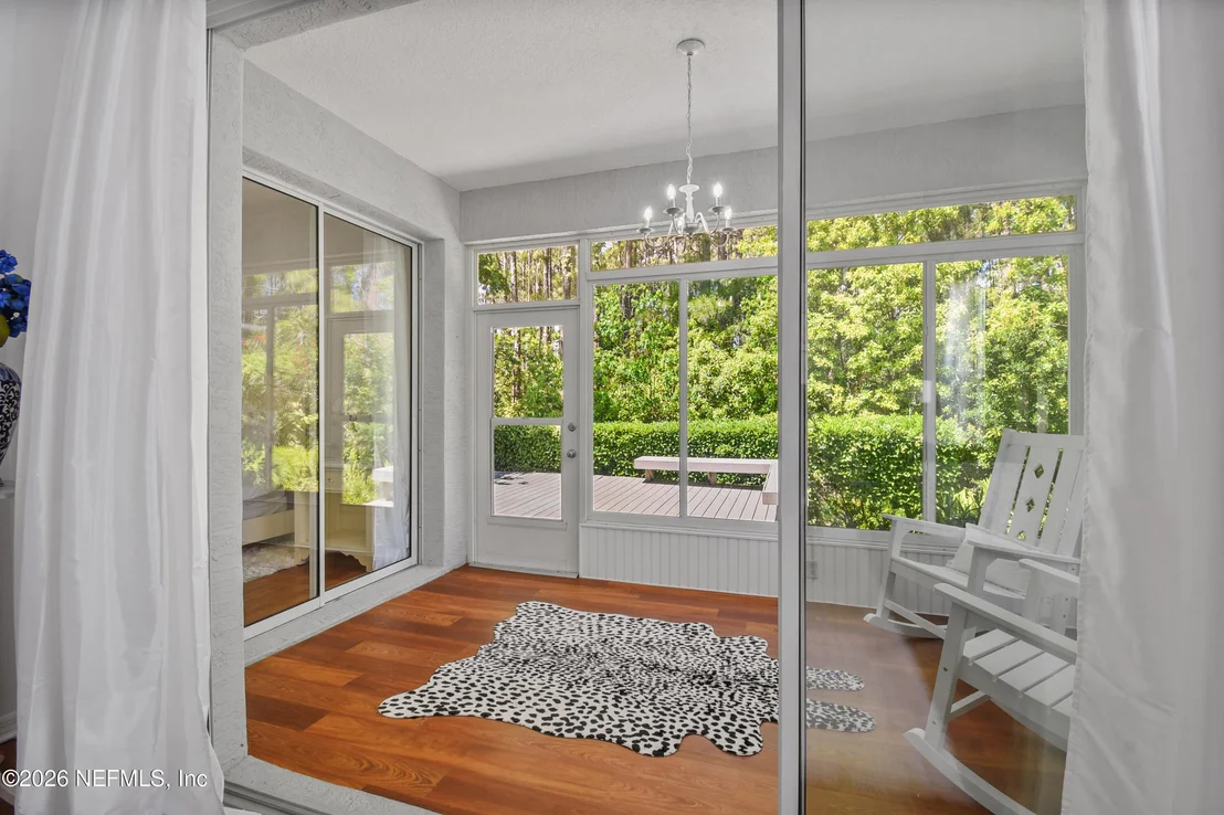 Photo of 561 BOXWOOD Place