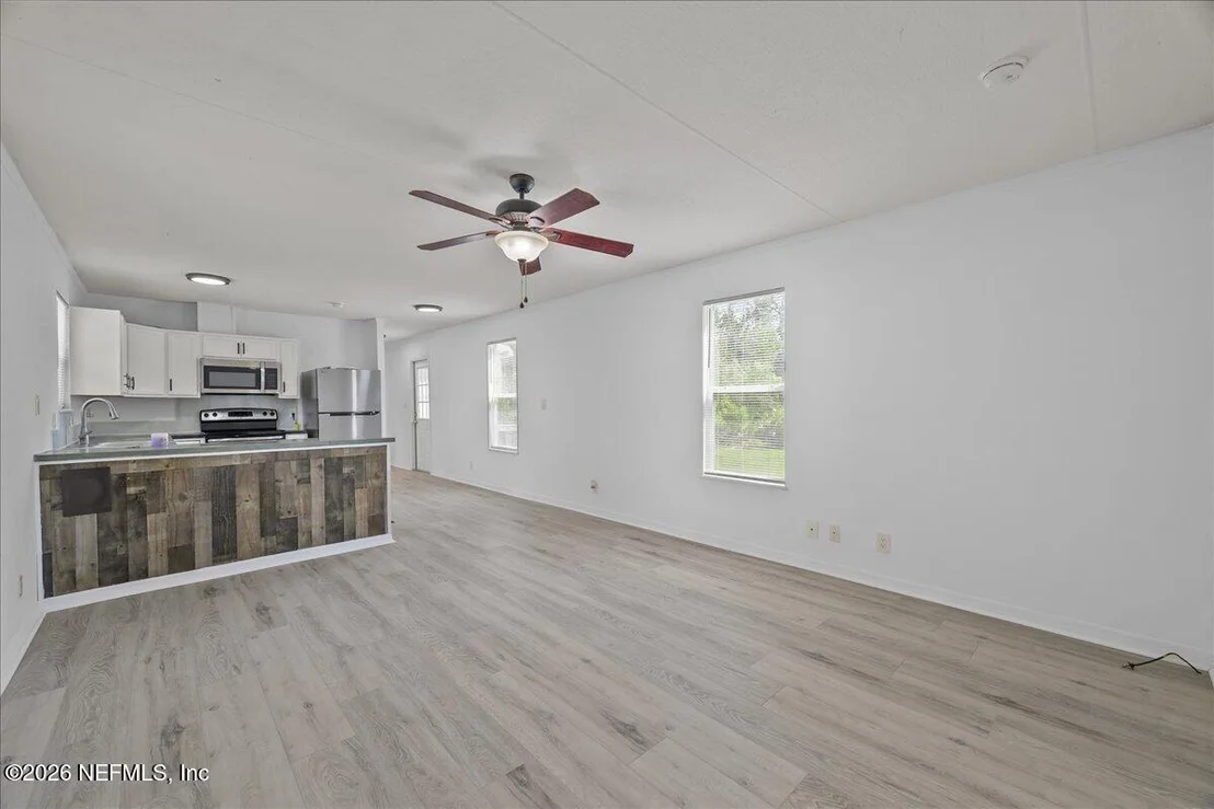 Photo of 174 UNION Avenue
