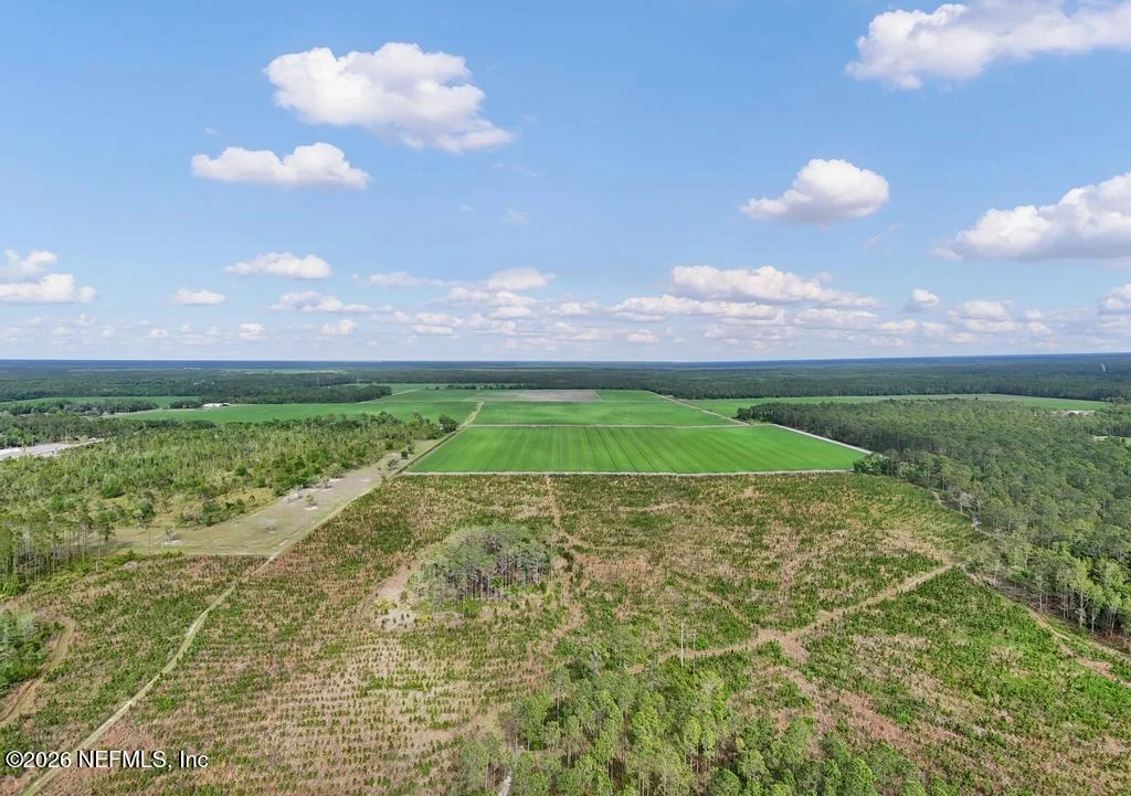 Photo of 124 RIVER PLANTATION Road N