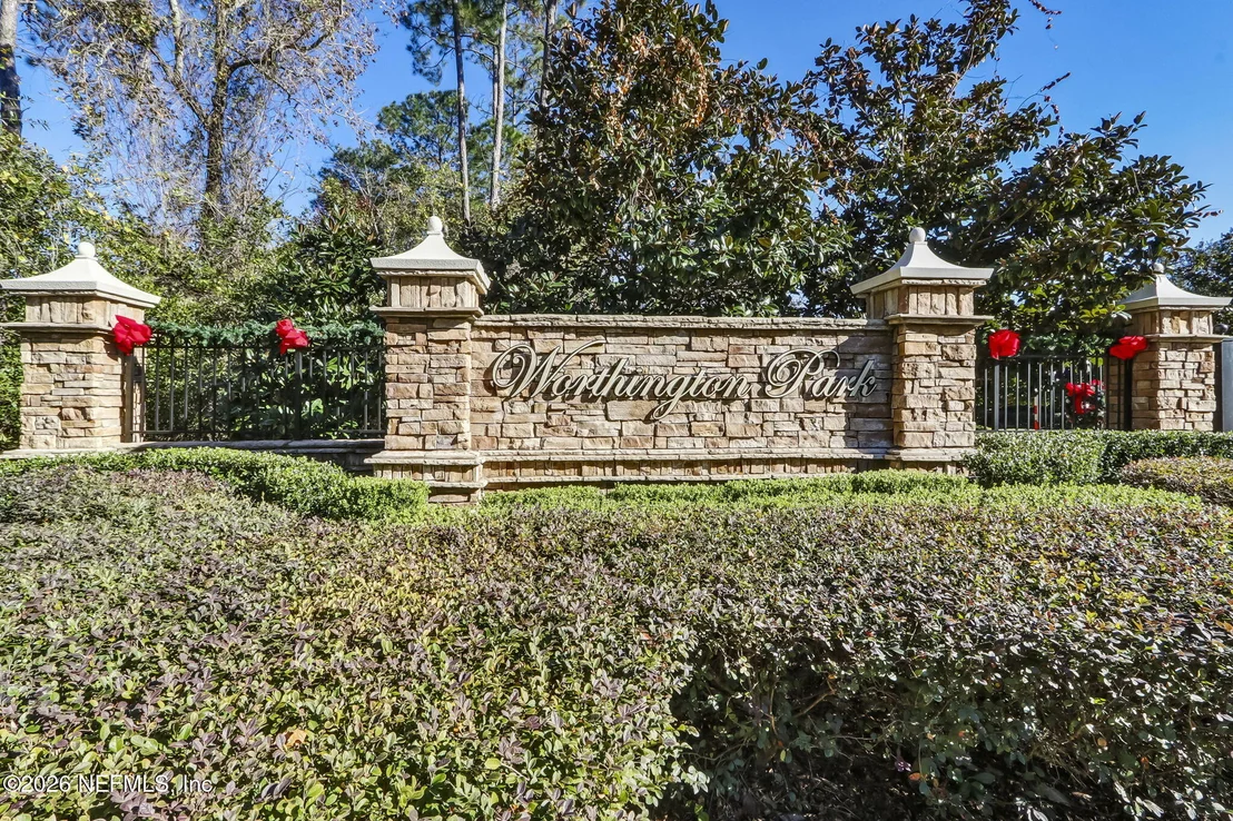 Photo of 321 ADDISON Court