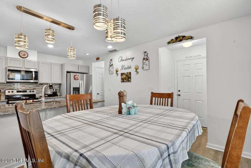 Photo of 148 SAWMILL FOREST Court