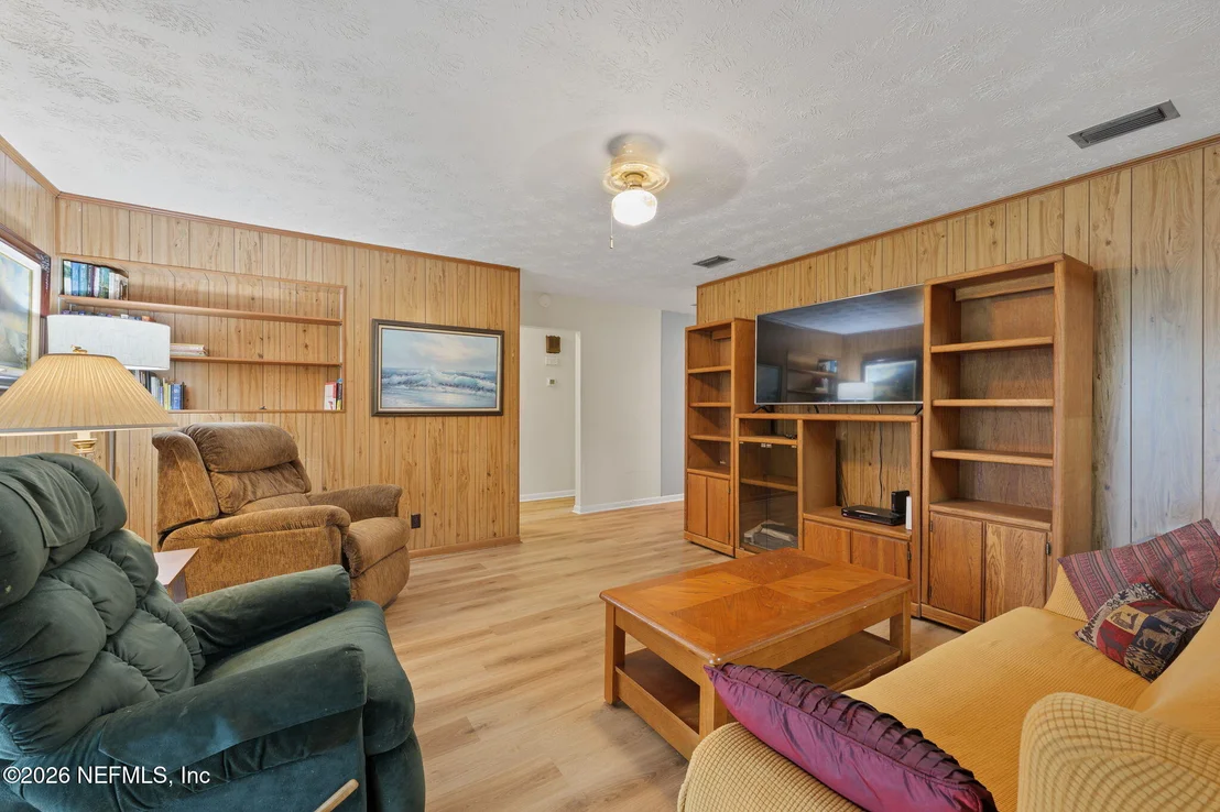 Photo of 3934 SPRING GLEN Road