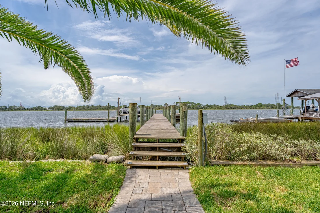 Photo of 5392 HECKSCHER Drive