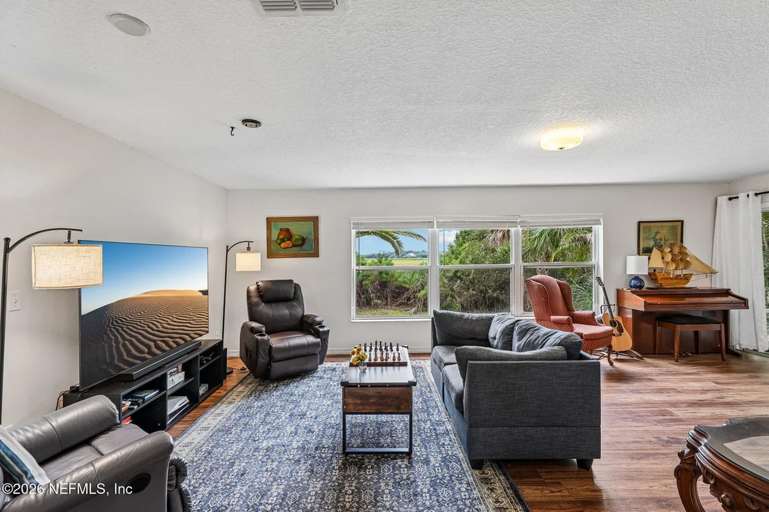 Photo of 305 ELEUTHERA Court